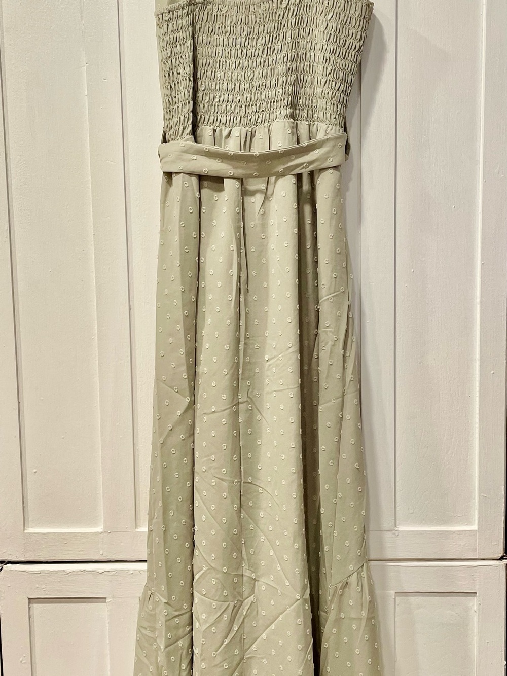 Red Leaf Sage Green Swiss Dot Maxi Dress NWT Adjustable Straps Tie Waist Size L - Picture 7 of 9